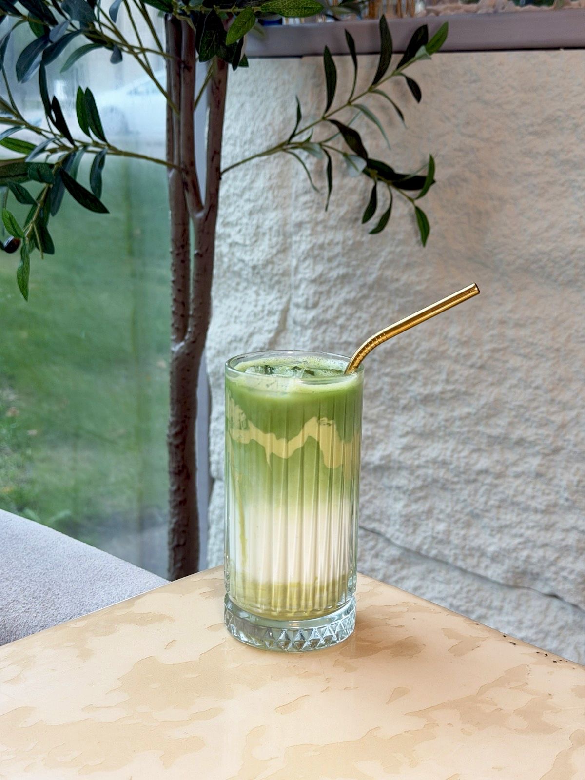 Pistachio iced matcha